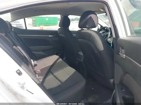 5NPD84LF0KH408442 2019 HYUNDAI ELANTRA - Image 8