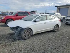 5NPD84LF0KH409011 2019 HYUNDAI ELANTRA