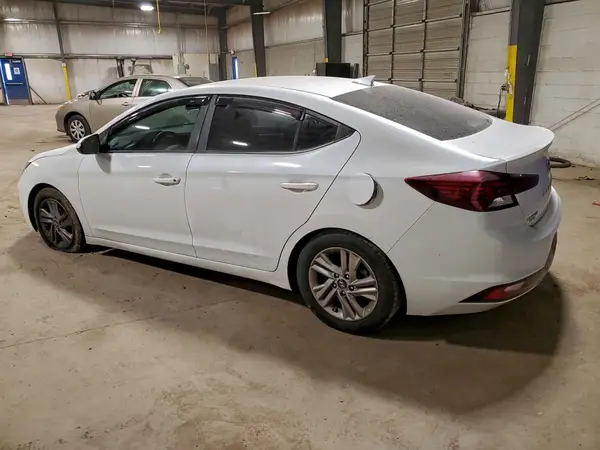 5NPD84LF0KH418694 2019 HYUNDAI ELANTRA - Image 2