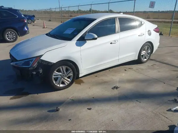 5NPD84LF0KH418713 2019 HYUNDAI ELANTRA - Image 2