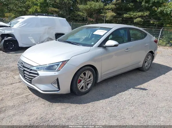 5NPD84LF0KH422342 2019 HYUNDAI ELANTRA - Image 2