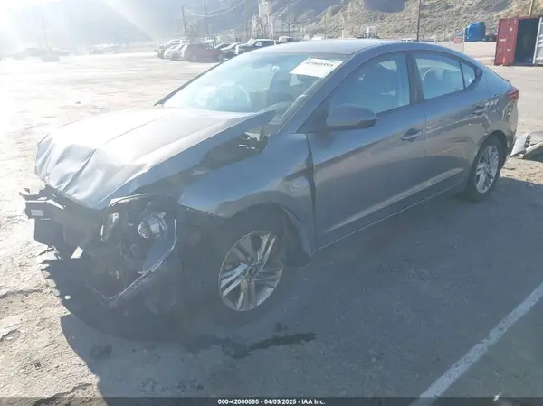 5NPD84LF0KH422566 2019 HYUNDAI ELANTRA - Image 2