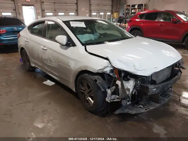 5NPD84LF0KH423605 2019 HYUNDAI ELANTRA - Image 1