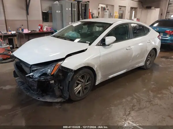 5NPD84LF0KH423605 2019 HYUNDAI ELANTRA - Image 2