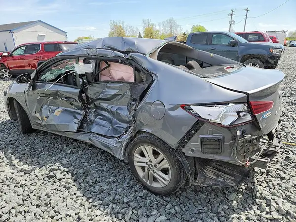 5NPD84LF0KH425550 2019 HYUNDAI ELANTRA - Image 2