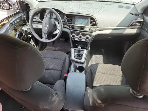 5NPD84LF0KH425550 2019 HYUNDAI ELANTRA - Image 8