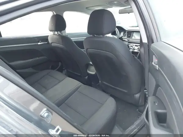 5NPD84LF0KH427363 2019 HYUNDAI ELANTRA - Image 8