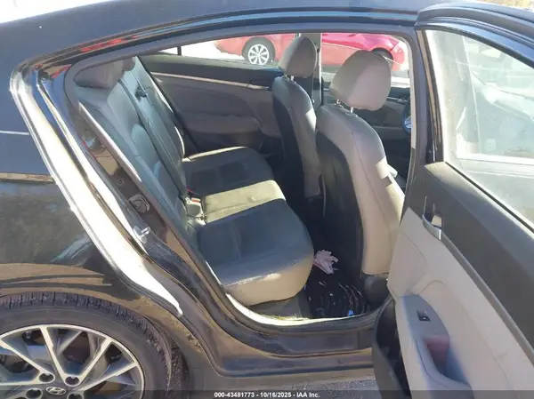 5NPD84LF0KH431963 2019 HYUNDAI ELANTRA - Image 8