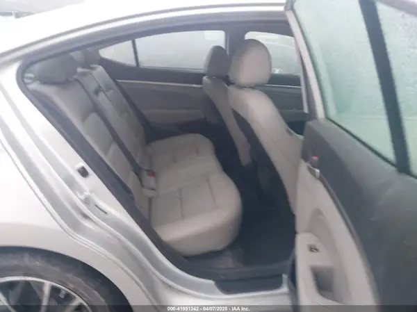 5NPD84LF0KH431994 2019 HYUNDAI ELANTRA - Image 8