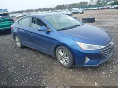 5NPD84LF0KH436824 2019 HYUNDAI ELANTRA