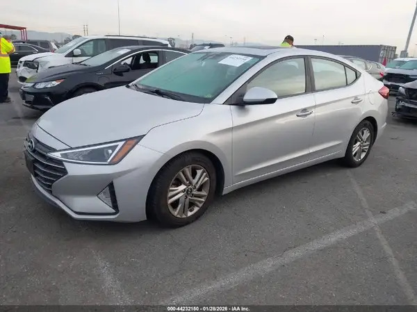 5NPD84LF0KH437245 2019 HYUNDAI ELANTRA - Image 2