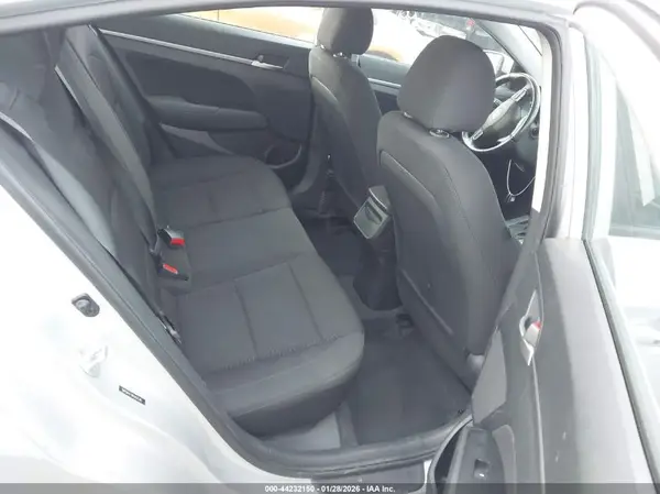 5NPD84LF0KH437245 2019 HYUNDAI ELANTRA - Image 8