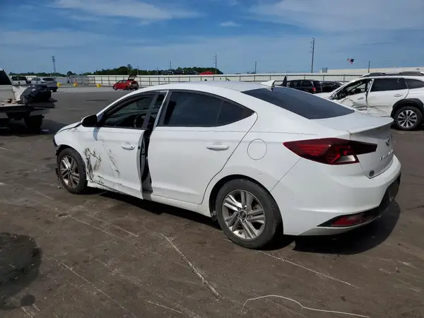 5NPD84LF0KH439495 2019 HYUNDAI ELANTRA - Image 2