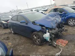 5NPD84LF0KH439822 2019 HYUNDAI ELANTRA