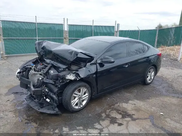 5NPD84LF0KH439996 2019 HYUNDAI ELANTRA - Image 2