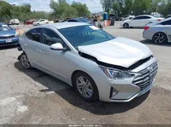 5NPD84LF0KH448939 2019 HYUNDAI ELANTRA