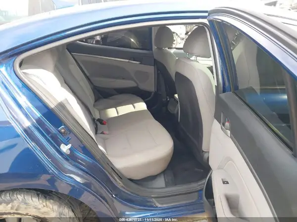 5NPD84LF0KH449752 2019 HYUNDAI ELANTRA - Image 8