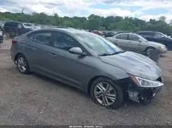 5NPD84LF0KH451632 2019 HYUNDAI ELANTRA