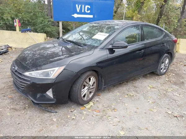 5NPD84LF0KH453123 2019 HYUNDAI ELANTRA - Image 2