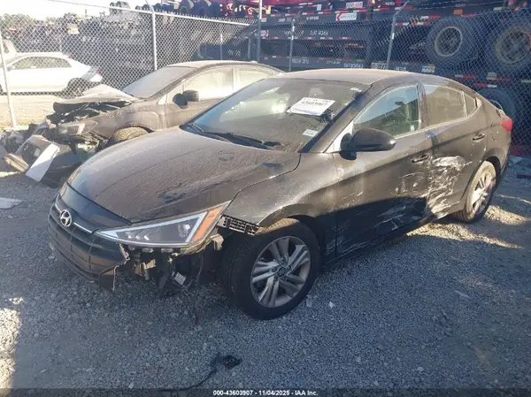5NPD84LF0KH453400 2019 HYUNDAI ELANTRA - Image 2