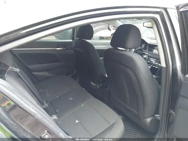 5NPD84LF0KH456412 2019 HYUNDAI ELANTRA - Image 8