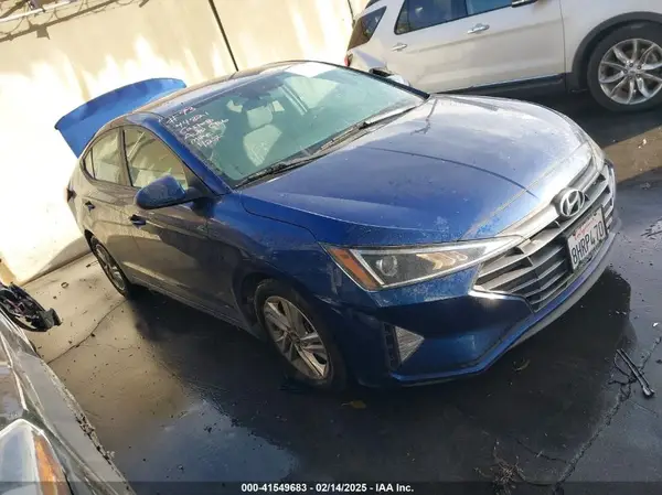 5NPD84LF0KH458225 2019 HYUNDAI ELANTRA - Image 1