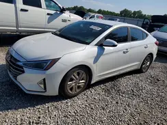 5NPD84LF0KH460024 2019 HYUNDAI ELANTRA