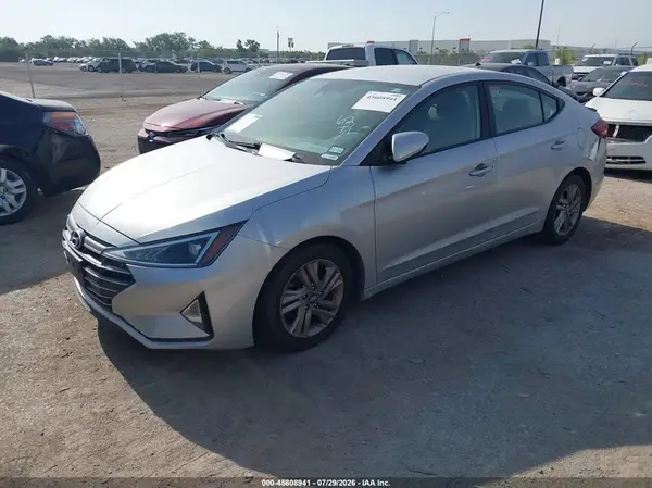 5NPD84LF0KH460699 2019 HYUNDAI ELANTRA - Image 2