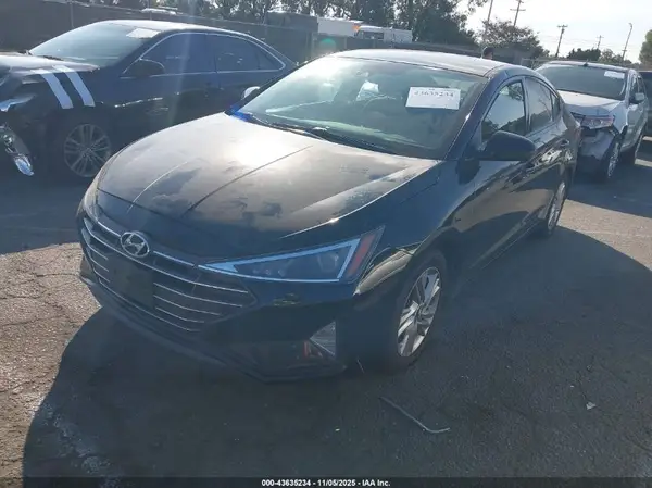 5NPD84LF0KH460962 2019 HYUNDAI ELANTRA - Image 2