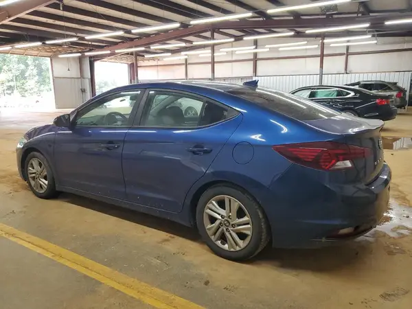 5NPD84LF0KH461352 2019 HYUNDAI ELANTRA - Image 2