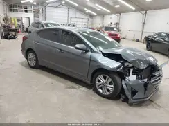 5NPD84LF0KH462386 2019 HYUNDAI ELANTRA