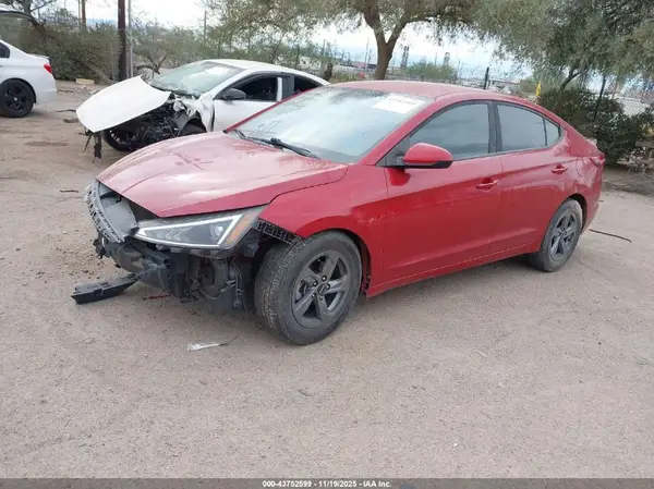 5NPD84LF0KH464915 2019 HYUNDAI ELANTRA - Image 2