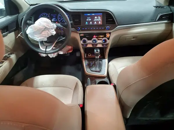 5NPD84LF0KH467913 2019 HYUNDAI ELANTRA - Image 8