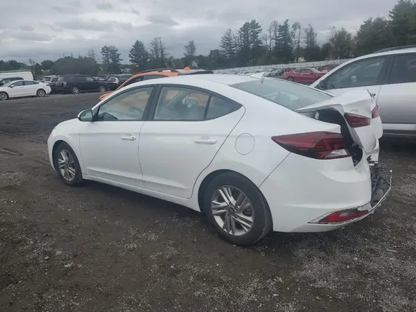 5NPD84LF0KH469290 2019 HYUNDAI ELANTRA - Image 2