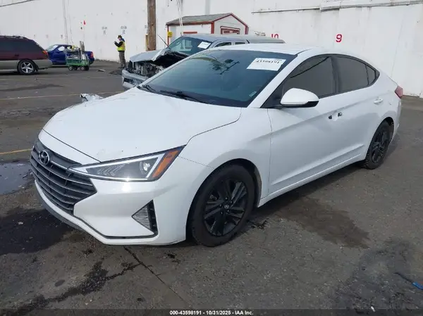 5NPD84LF0KH475512 2019 HYUNDAI ELANTRA - Image 2