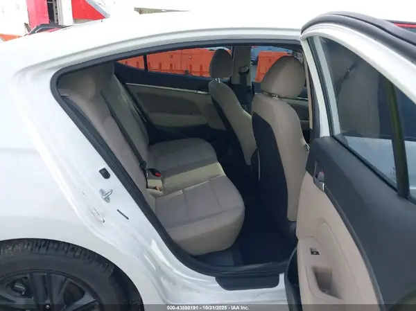 5NPD84LF0KH475512 2019 HYUNDAI ELANTRA - Image 8