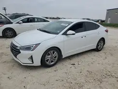 5NPD84LF0KH475574 2019 HYUNDAI ELANTRA