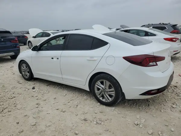 5NPD84LF0KH475574 2019 HYUNDAI ELANTRA - Image 2