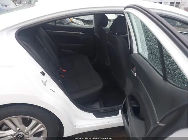 5NPD84LF0KH476675 2019 HYUNDAI ELANTRA - Image 8