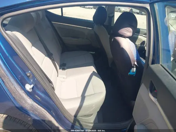 5NPD84LF0KH478250 2019 HYUNDAI ELANTRA - Image 8