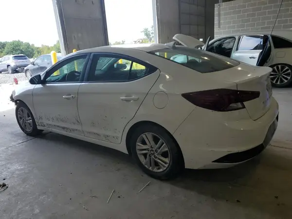 5NPD84LF0KH478698 2019 HYUNDAI ELANTRA - Image 2