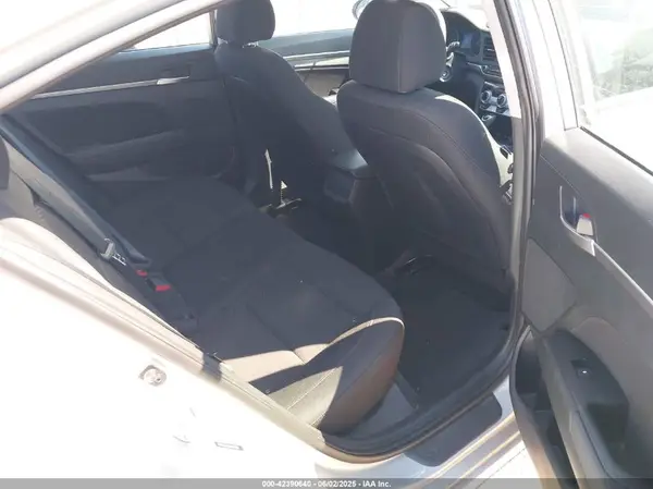 5NPD84LF0KH479284 2019 HYUNDAI ELANTRA - Image 8