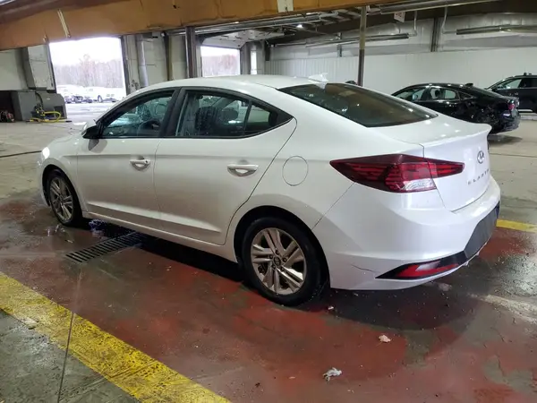 5NPD84LF0KH480306 2019 HYUNDAI ELANTRA - Image 2