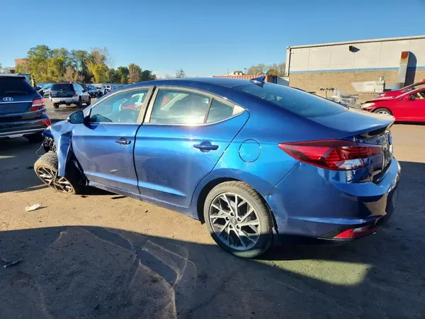 5NPD84LF0KH481584 2019 HYUNDAI ELANTRA - Image 2