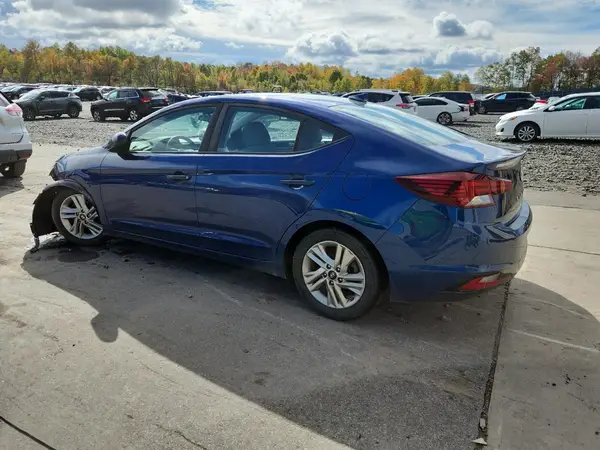 5NPD84LF0KH484548 2019 HYUNDAI ELANTRA - Image 2