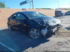5NPD84LF0LH512219 2020 HYUNDAI ELANTRA