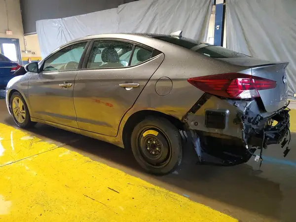 5NPD84LF0LH518702 2020 HYUNDAI ELANTRA - Image 2