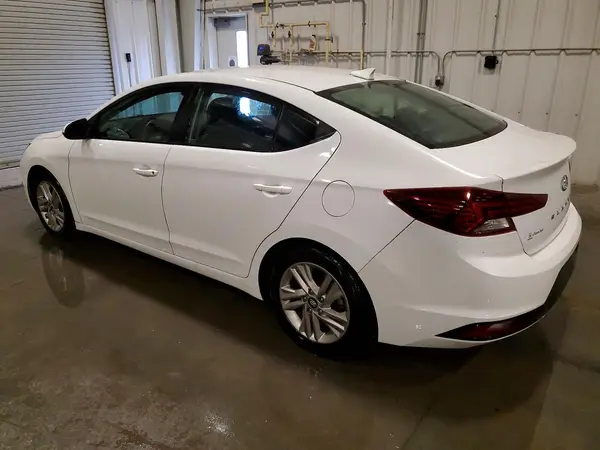 5NPD84LF0LH523740 2020 HYUNDAI ELANTRA - Image 2