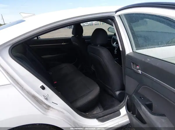 5NPD84LF0LH543566 2020 HYUNDAI ELANTRA - Image 8