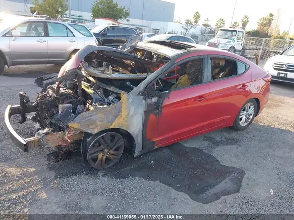 5NPD84LF0LH543907 2020 HYUNDAI ELANTRA - Image 2